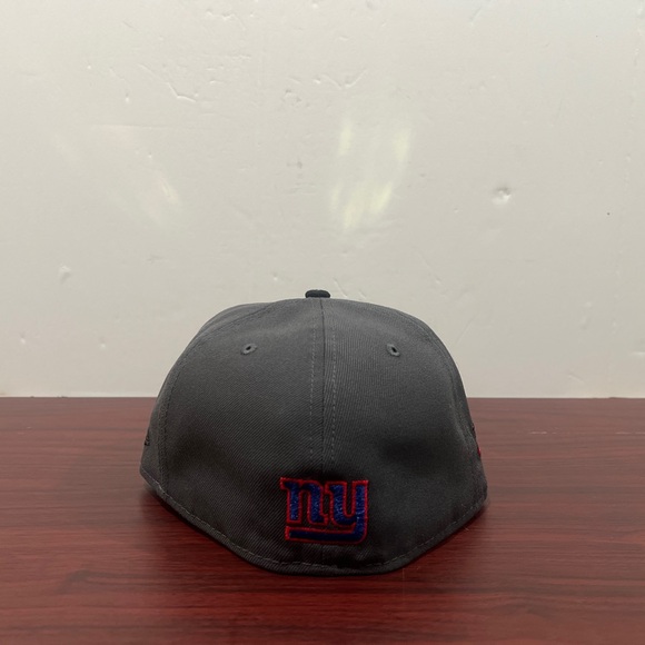 New Era, 59Fifty Fitted Hat, New York Giants, Grey, Black, Blue & Red - Picture 5 of 11